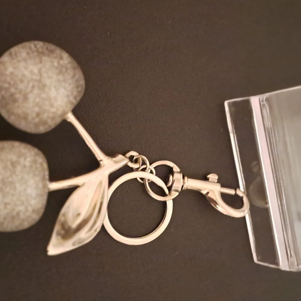 N/A elegant silver